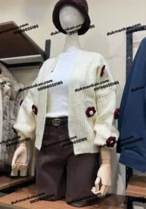 مانکن بدون صورت حرفه ای با فرم مینیمال و نیم تنه از مدل های دوک مانکن